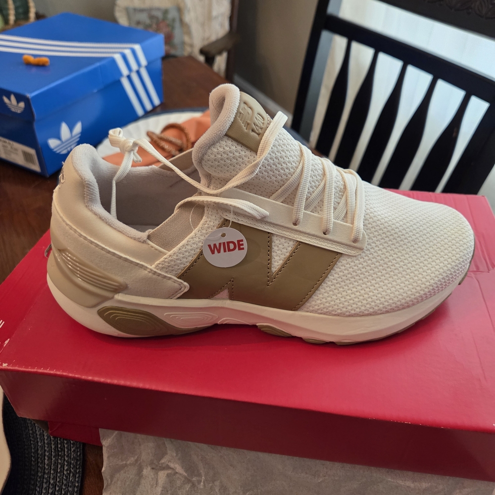 New Balance White and Tan Athletic Shoes